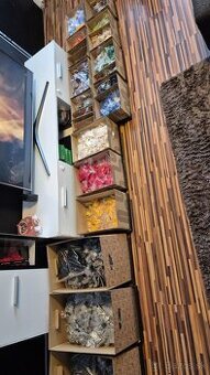 Lego  34,3 kg - 32 000 ks