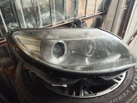 Svetla audi.mercedes.kia.golf plus