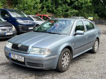 Škoda Octavia AMBIENTE 1.6i 75 kW tažné 2003 nové ČR