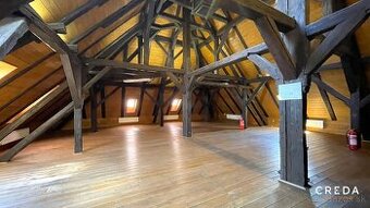 CREDA | prenájom 200 m2 podkrovný priestor, Nitra - Farská