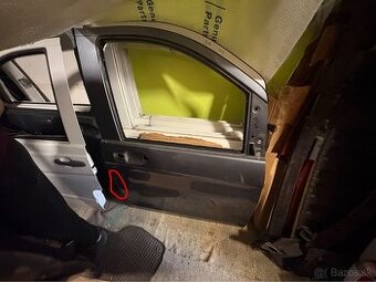 Predam prave predne dvere Mercedes Vito , V class w447