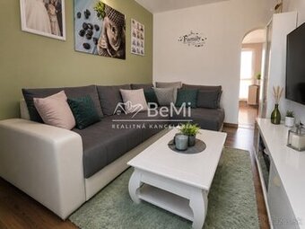 Exkluzívne predaj, 3 izbový byt - Levice (019-113-SIHA)