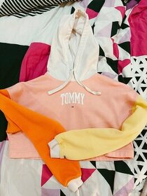 Tommy Jeans mikina - 1