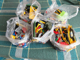 Lego mix  predám - 1