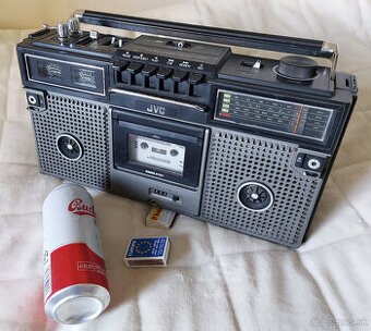Predám aj pre zberateľa rádio JVC RC - 717 L