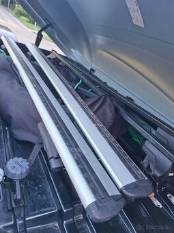 THULE WINGBAR STRESNY NOSIC KOMBI AUTA