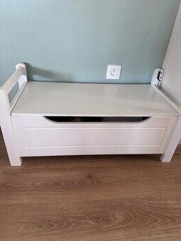 Drevená truhlica / úložný box