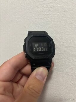 Predam hodinky Casio G-Shock DW-5600BB