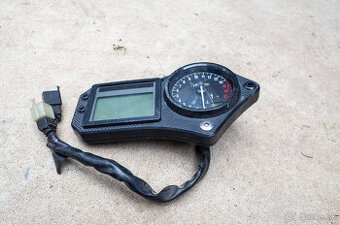 Honda CBR600 F4i (2001–2003) – Prístrojový panel