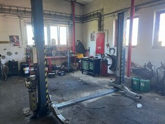 Dvojstlpový zdvihák 3.5t hydraulický