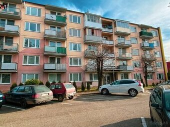 2-izb. byt, 54 m2, 2 x balkón, pôvodný stav, ul. Nováckeho - 1