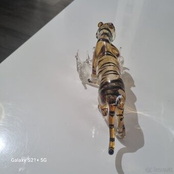 Predam krištalovu figurku Tigra