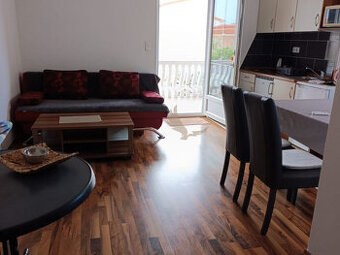 Chorvátsko - Apartmán len 150m od mora za top cenu