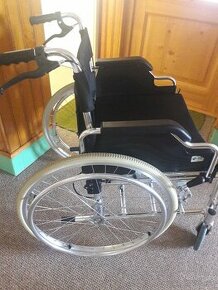 Mechanický invalidný vozík Vitea Care