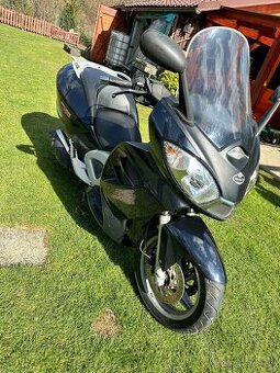 Malaguti Spidermax GT500