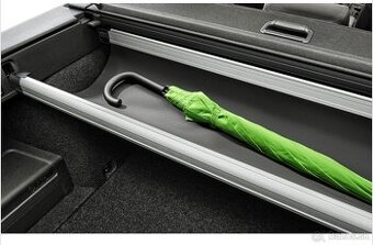 Škoda Superb III prepážková sieťová roleta / vrecko