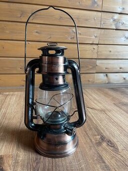 petrolejova lampa petrolejka olejka petrolejovy lampas