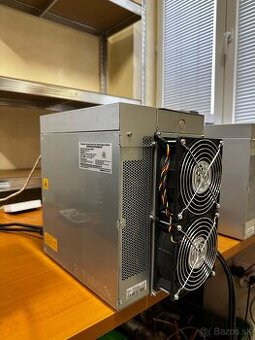 Bitmain Ant-miner L7 9050 MH/s 1/3