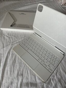 iPad Magic Keyboard – biela, 11"