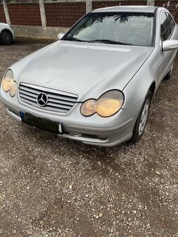 Mercedes c220 sportcoupe 4x4