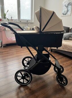 Kocik Moon Piu v zaruke