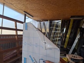 Lexan-plexisklo 3mm hrubý na okienka