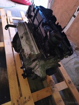 Motor N47D20C - ohnutý blok
