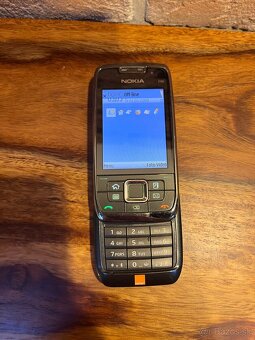 Nokia E66