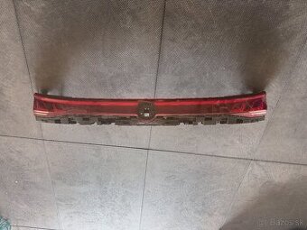 zadné svetlo VW Touareg 3 760945307E