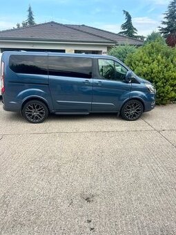 FORD Tourneo Costum L1H1 Titanium 2,0tdi 125kW