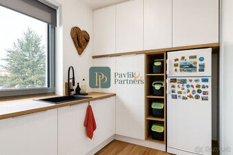 Prenájom veľký 2 izbový byt, terasa, garážové státie, Zobor