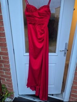 Spolocenske saty vel.36