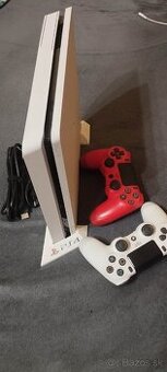 Herná konzola PS4