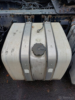 MAN TGA TGX TGS přídavná nádrž