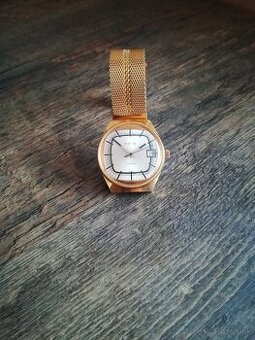 Náramkové hodinky Prím Televízia Top