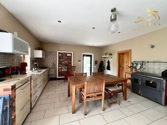 ZNÍŽENÁ CENA - Predaj usadlosti na samote v pokojnom prostr