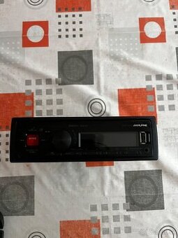 Predám autorádio Alpine UTE-72BT