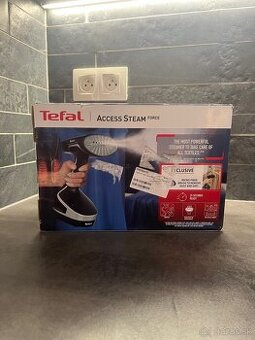 Naparovač odevov Tefal DT8230E1 Access Steam Force