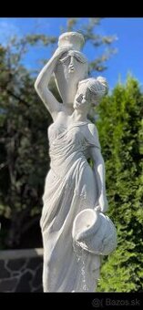 Veľká zámocká socha