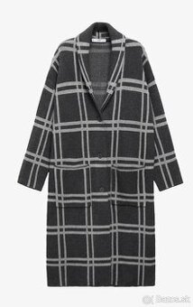 Antracitový kabát zn.MANGO