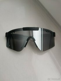 Športové slnečné okuliare Pit Viper (čierne-sivé sklo)