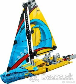 Predám LEGO 42074 Pretekárska Jachta