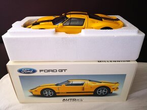 1:18 Autoart, Kyosho mix 4