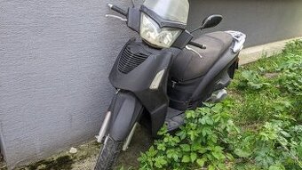KYMCO people s200
