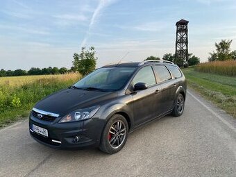 Ford focus 1.6 benzín + LPG