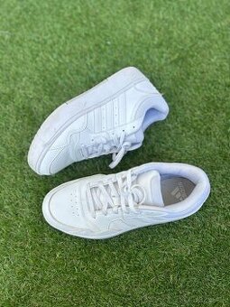 Adidas hoops, biele tenisky adidas cislo 38 2/3