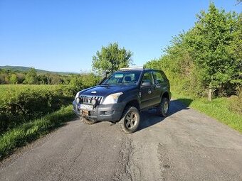 Toyota LandCrusier 120
