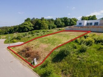 NA PREDAJ stavebný pozemok s IS - N. Dubnica - 720 m2