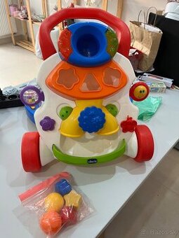 hracka - choditko Chicco