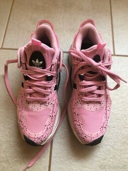 Botasky Adidas